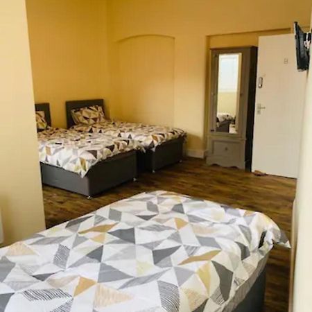 8 Fish Street, Budget City Centre Accomodation Лідс Екстер'єр фото